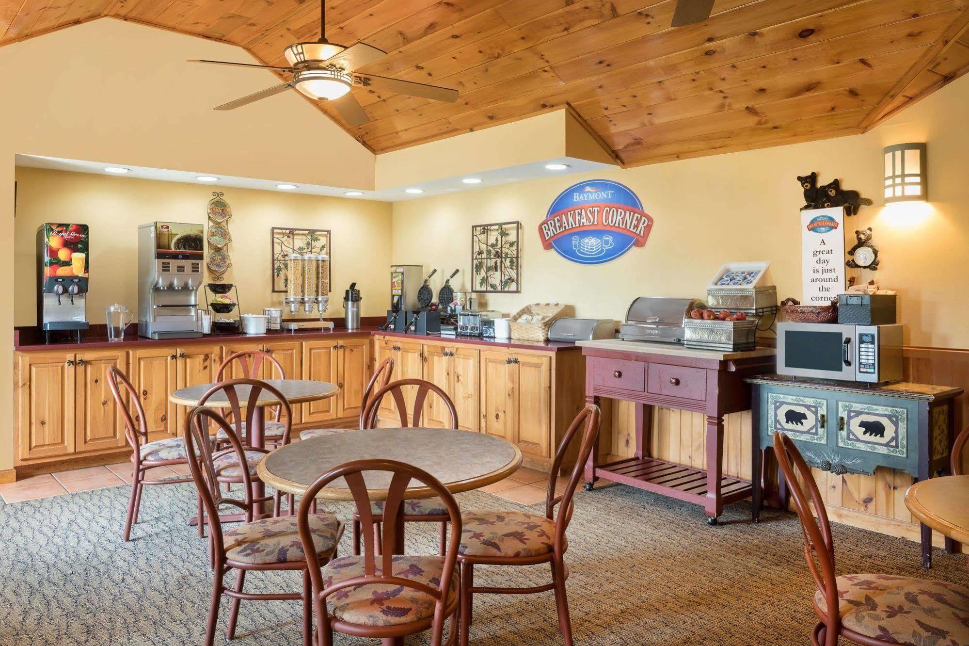 Baymont By Wyndham Sevierville Pigeon Forge מראה חיצוני תמונה